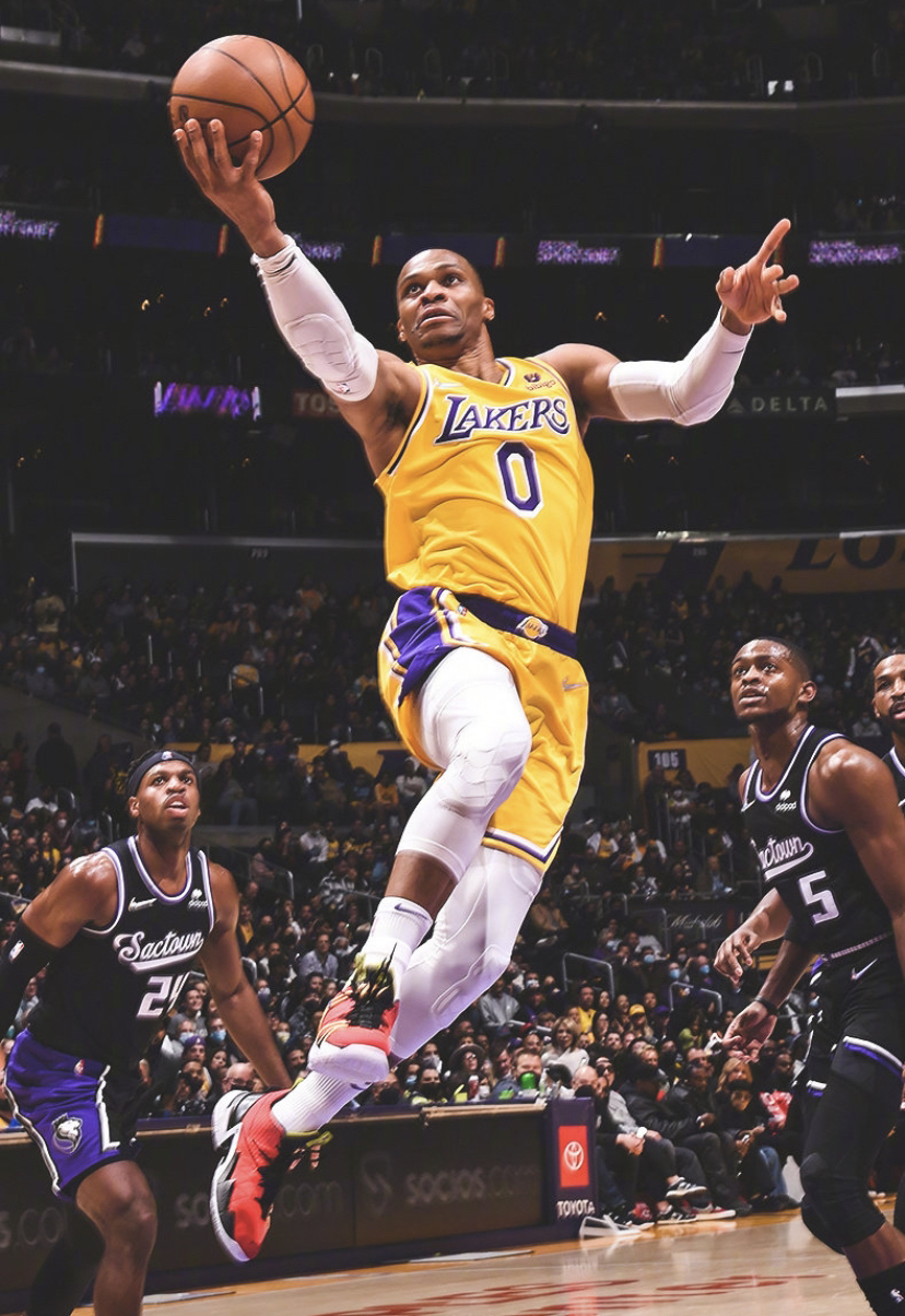 风云突变利物浦冲刺阶段状态回暖，中超版图或变，话题不断，球探报告显示潜力(英超巅峰对决曼联vs利物浦)